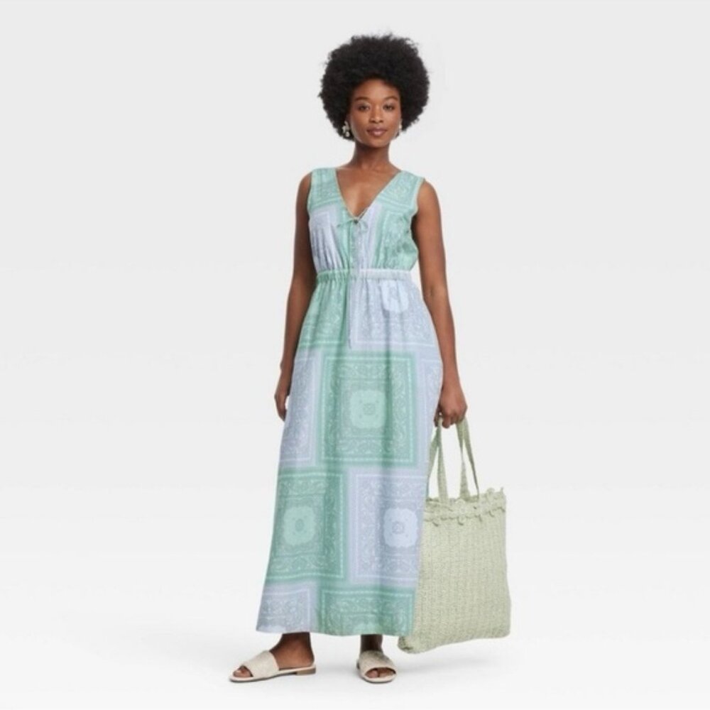Universal Thread Green and White Patterned Maxi Dress